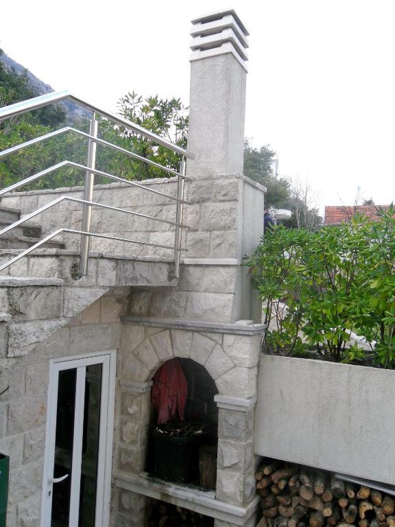 Muo Daire Kotor