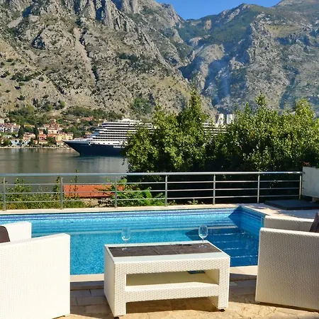Muo Apartments Kotor Oda fotoğraf