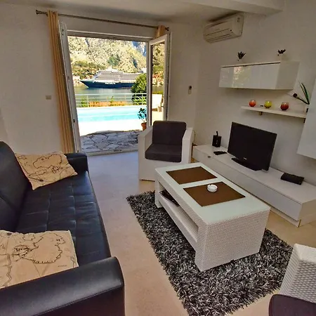 Muo Apartments Kotor Oda fotoğraf