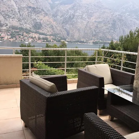 Muo Apartments Kotor Oda fotoğraf